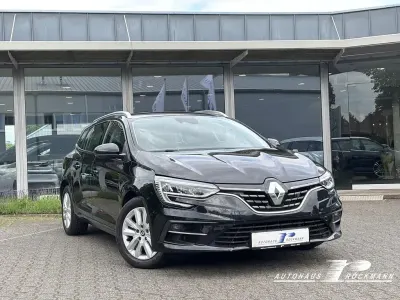 Gebraucht Renault Mégane IV 116 PS (85 kW) 2022 Schwarz Limousine