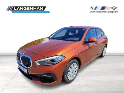 Gebraucht BMW 118 Sport Line 136 PS (100 kW) 2021 Orange Limousine