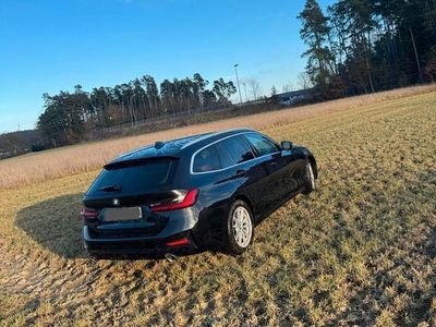 Gebraucht BMW 320 Sport Line 190 PS (139 kW) 2020 Schwarz Kombi