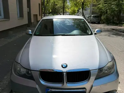 Gebraucht BMW 320 163 PS (119 kW) 2006 Silber Kombi