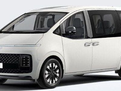 Neu Hyundai Staria Signature 224 PS (164 kW) 2026 Creamy white Van / Kleinbus