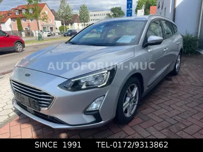 Gebraucht Ford Focus Cool & Connect 120 PS (88 kW) 2020 Silber Limousine
