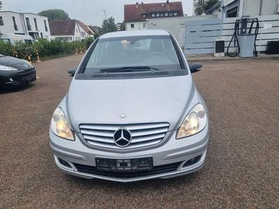 Mercedes B180