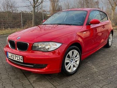 Gebraucht BMW 116 122 PS (89 kW) 2008 Rot Kleinwagen