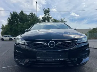 Gebraucht Opel Astra 131 PS (96 kW) 2019 Schwarz Kombi