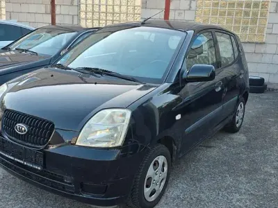 Gebraucht Kia Picanto LX 65 PS (47 kW) 2006 Galaxyschwarz Kleinwagen