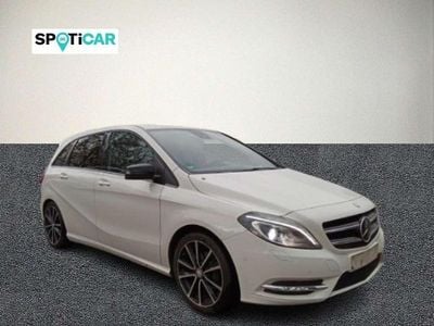 Gebraucht Mercedes B200 136 PS (100 kW) 2014 Calcitweiss/zirrusweiss Van / Kleinbus