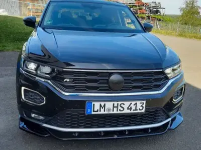 Second-hand VW T-Roc Sport 150 CP (110 kW) 2020 Negru SUV