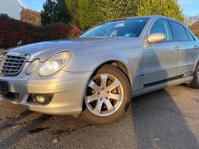 Mercedes E220