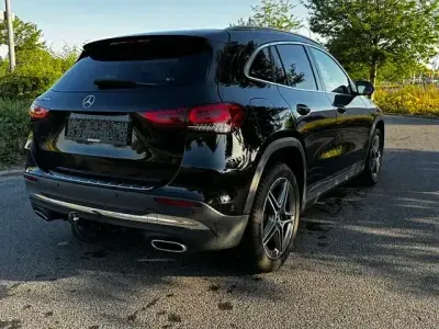 Gebraucht Mercedes GLA250 AMG line 218 PS (160 kW) 2020 Schwarz SUV