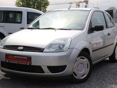 Gebraucht Ford Fiesta 60 PS (44 kW) 2005 Polarsilber metallic Kleinwagen