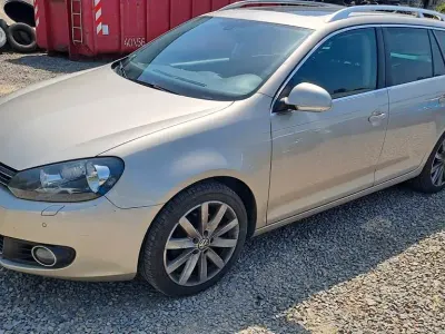 Gebraucht VW Golf VI Highline 122 PS (89 kW) 2012 Silber Kombi