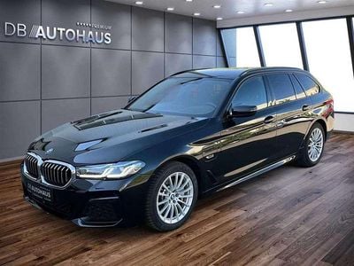 Second-hand BMW 530e Sport Line 292 CP (214 kW) 2022 Negru Break