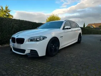 Gebraucht BMW 530 Sport Line 305 PS (224 kW) 2014 Weiß Kombi