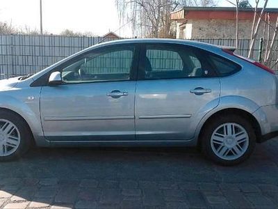 Second-hand Ford Focus Ghia 101 CP (74 kW) 2005 Berlinǎ