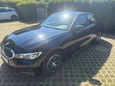 Gebraucht BMW 318 Advantage 156 PS (114 kW) 2021 Schwarz Limousine
