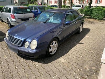 Mercedes CLK320