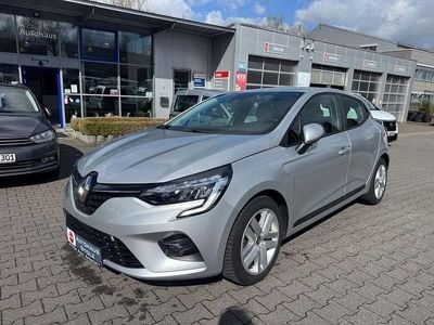 Gebraucht Renault Clio V Business 67 PS (49 kW) 2022 Silber Limousine