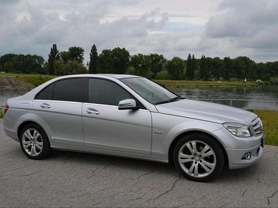 Gebraucht Mercedes C200 184 PS (135 kW) 2009 Grau Limousine