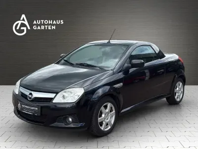 Używany Opel Tigra Edition 90 KM (66 kW) 2009 Czarny Kabriolet