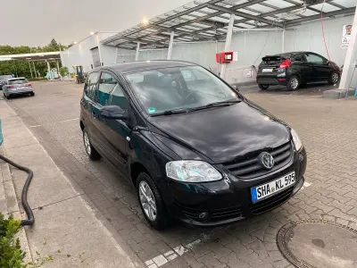 Używany VW Fox 75 KM (55 kW) 2008 Czarny Hatchback