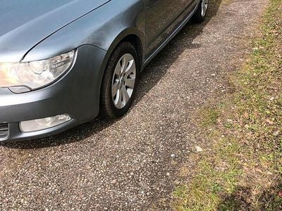 Second-hand Skoda Octavia 160 CP (117 kW) 2012 Argintiu Berlinǎ