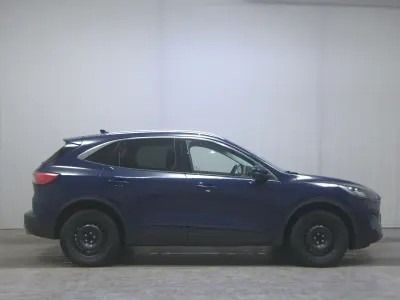 Używany Ford Kuga Titanium X 120 KM (88 kW) 2021 Niebieski SUV