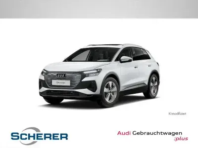 Gebraucht Audi Q4 e-tron Comfort 150 kW (204 PS) 2023 Gletscherweiß metallic (metallic) SUV