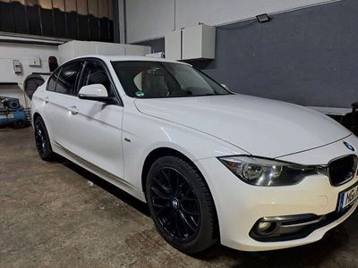 gebraucht BMW 318 d Sport Line Sport Line