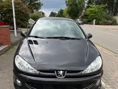 Gebraucht Peugeot 206 75 PS (55 kW) 2006 Schwarz Limousine