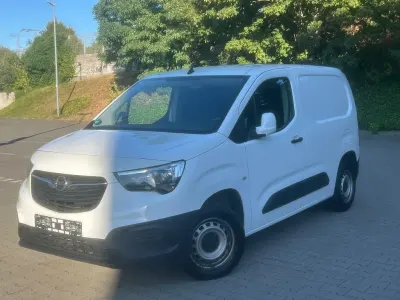 Gebraucht Opel Combo Edition 76 PS (55 kW) 2021 Weiß Van / Kleinbus