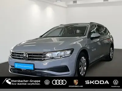 Gebraucht VW Passat Conceptline 150 PS (110 kW) 2022 Mondsteingrau Kombi