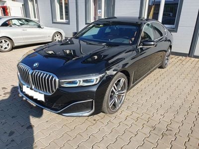 BMW 740