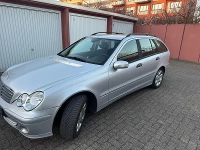 Gebraucht Mercedes 220 258 PS (189 kW) 2006 Silber Kombi