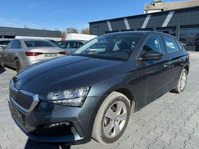 Gebraucht Skoda Scala Cool Plus 95 PS (69 kW) 2021 Grau Kleinwagen