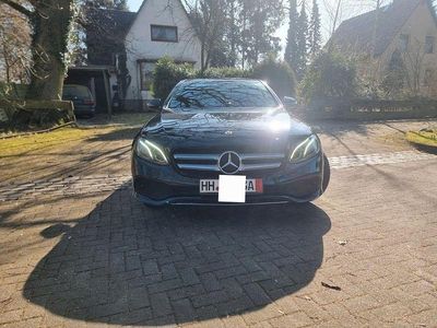 Schwarz Gebraucht 2017 Mercedes 200 Limousine | 9.600 €