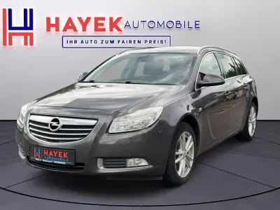 Gebraucht Opel Insignia Edition 140 PS (102 kW) 2010 Grau Kombi