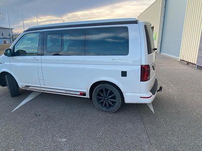 Gebraucht VW California Beach 150 PS (110 kW) 2021 Weiß Van