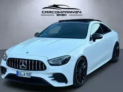 Gebraucht Mercedes E220 AMG line 194 PS (142 kW) 2021 Andere Coupé