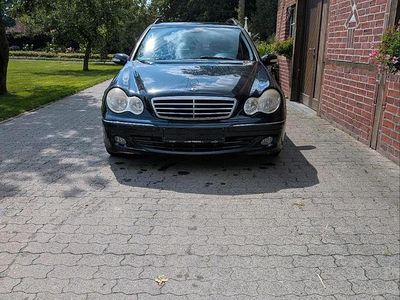Mercedes C200