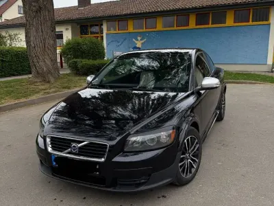 Gebraucht Volvo C30 R-Design 136 PS (100 kW) 2009 Schwarz Kleinwagen