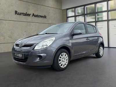 Gebraucht Hyundai i20 Classic 86 PS (63 kW) 2012 Grau Limousine
