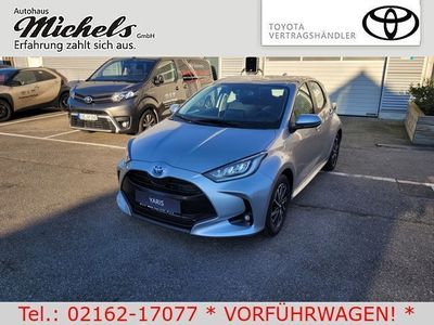 gebraucht Toyota Yaris Hybrid 1.5 Hybrid Team D, Comfort-Paket, Navi