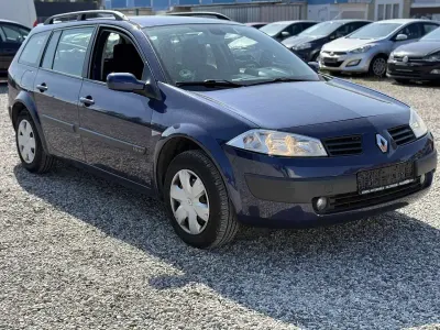 Używany Renault Mégane GrandTour Avantage 113 KM (83 kW) 2006 Niebieski Kombi