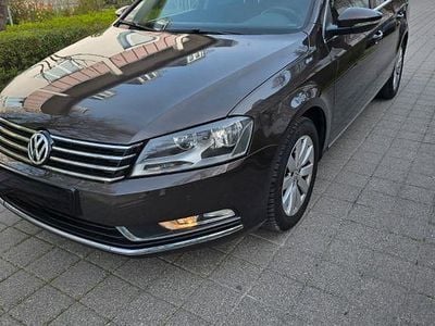 Gebraucht VW Passat Trendline 140 PS (102 kW) 2014 Braun Kombi