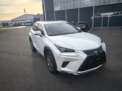 Gebraucht Lexus NX300 197 PS (144 kW) 2021 Weiß SUV