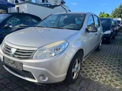 Gebraucht Dacia Sandero Ambiance 75 PS (55 kW) 2009 Platingrau Kleinwagen