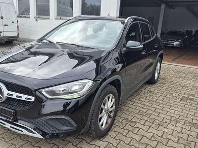 Gebraucht Mercedes GLA180 136 PS (100 kW) 2022 Schwarz SUV