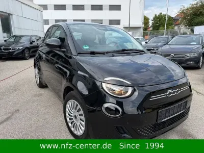 Gebraucht Fiat 500e Red 69 kW (95 PS) 2025 Schwarz Kleinwagen