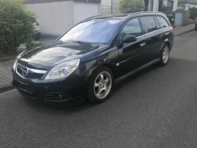 Gebraucht Opel Vectra 250 PS (183 kW) 2008 Schwarz Kombi